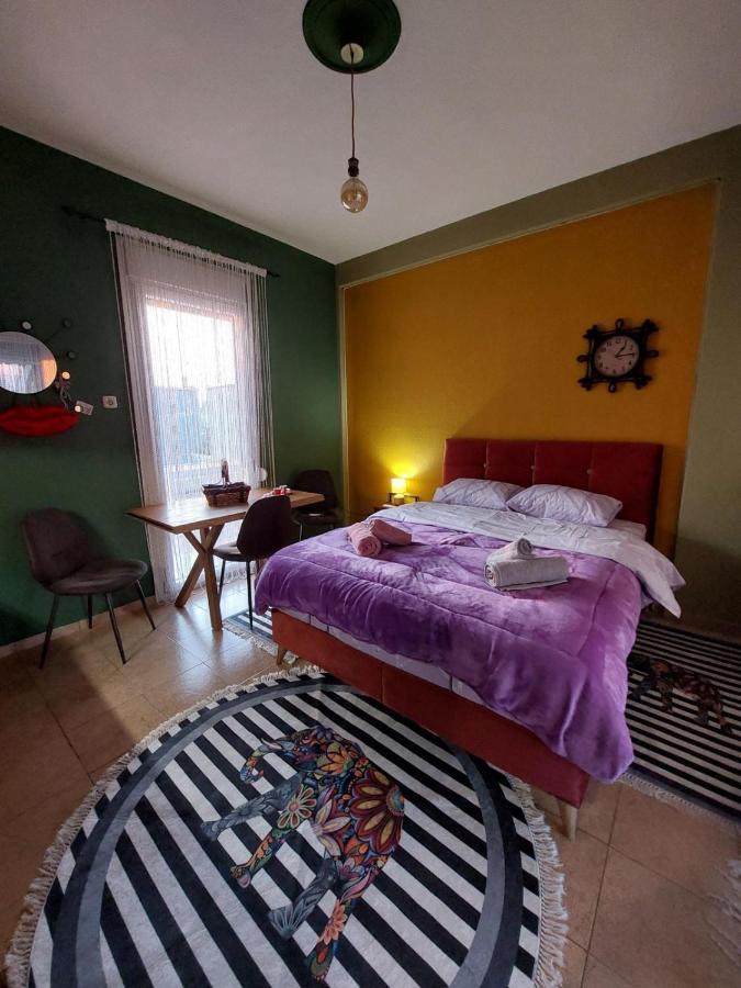 Φιλοξενία1 Apartment Drama Bagian luar foto
